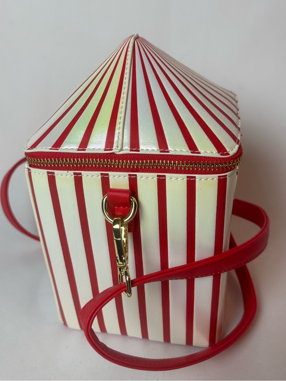 Loungefly Harry Potter Bertie Bott's Every Flavour Beans Bag Crossbody Strap - Picture 2 of 10
